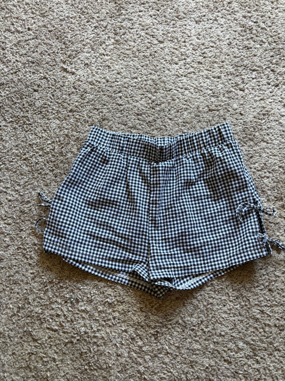 Women’s gingham shirts